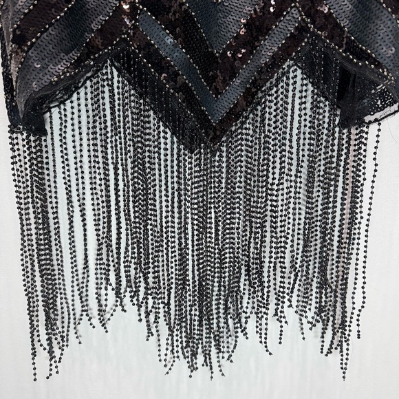 Molly Bracken Black and Silver Sequin Dress - Picture 5 of 6